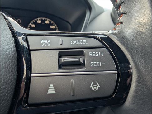 Used 2023 Honda HR-V Sport image 13