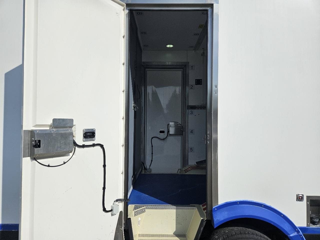 Used 2023 Ford E-350 and Econoline 350 Super Duty w/ Power Windows & Locks Group RWD image 27