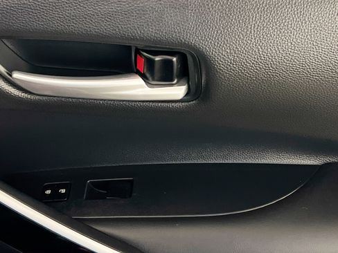 Used 2024 Toyota Corolla XSE image 31