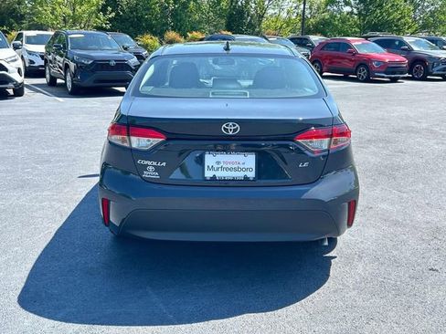 Used 2025 Toyota Corolla LE FWD image 5