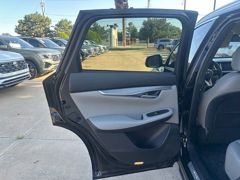 Used 2024 INFINITI QX50 Luxe FWD image 11