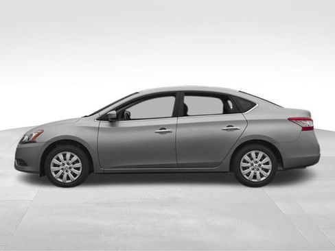 Used 2014 Nissan Sentra SV FWD image 3