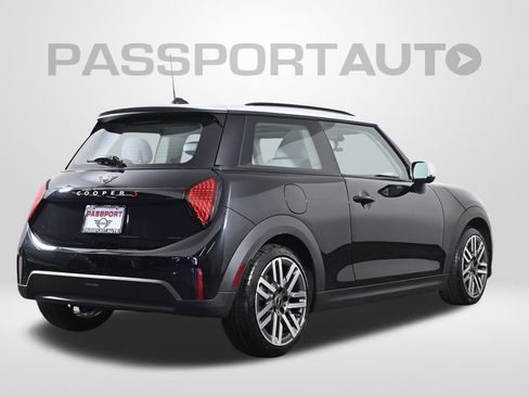 Certified 2025 MINI Cooper S FWD image 10