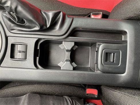 Used 2013 MAZDA MX-5 Miata Sport image 23