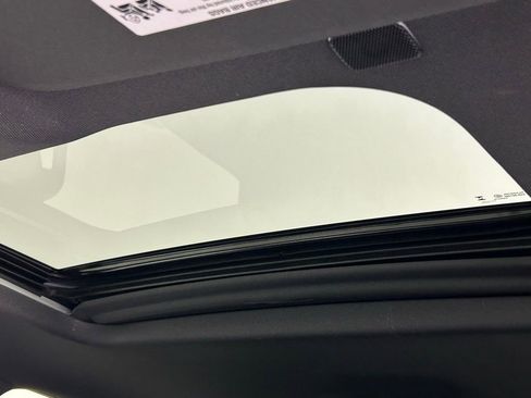 Used 2024 Chevrolet Silverado 3500 High Country w/ Technology Package image 34