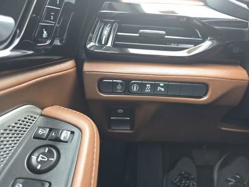 Used 2024 Acura MDX Technology image 17