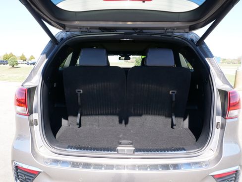 Used 2019 Kia Sorento SX image 14