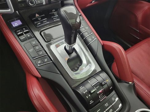 Used 2016 Porsche Cayenne GTS image 27