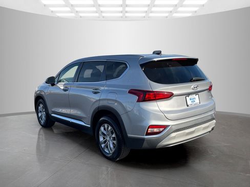 Used 2020 Hyundai Santa Fe SE image 6
