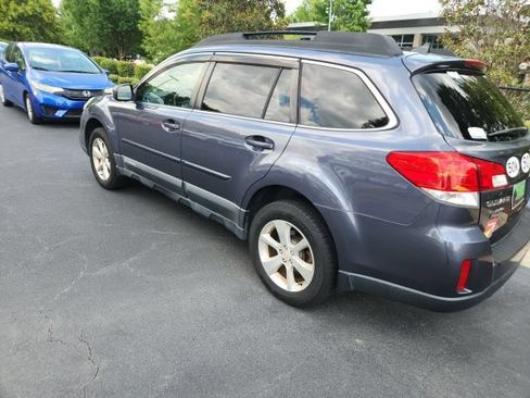 Used 2014 Subaru Outback 2.5i Premium AWD/4WD image 19