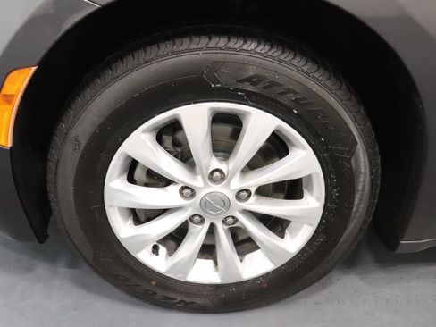 Certified 2019 Chrysler Pacifica Touring-L FWD image 21