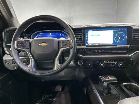 Used 2024 Chevrolet Silverado 1500 LTZ w/ LTZ Convenience Package II AWD/4WD image 8