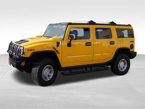 Used 2004 HUMMER H2 w/ Preferred Equipment Group image 10