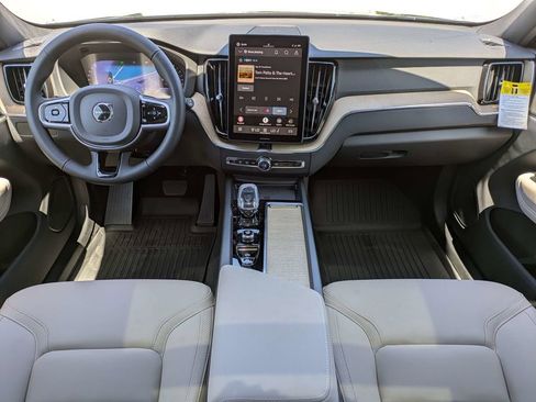New 2026 Volvo XC60 B5 Plus w/ Protection Package Premier AWD/4WD image 18