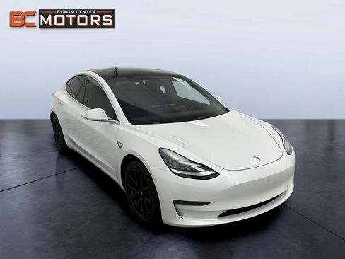 Used 2020 Tesla Model 3 Long Range AWD/4WD image 7