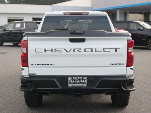 Used 2024 Chevrolet Silverado 1500 Custom Trail Boss w/ Realtree Special Edition AWD/4WD image 6
