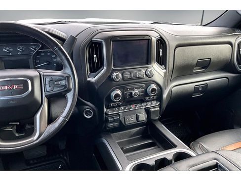 Used 2022 GMC Sierra 3500 AT4 w/ Gooseneck/5TH Wheel Package image 10