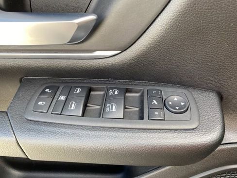 Used 2023 RAM 1500 Big Horn image 29