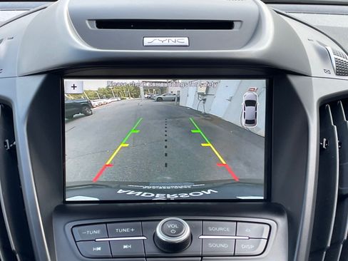 Used 2018 Ford Escape SEL AWD/4WD image 16