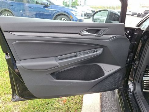 New 2026 Volkswagen GTI SE image 11