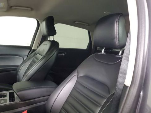 Used 2021 Ford Edge SEL w/ Convenience Package image 23