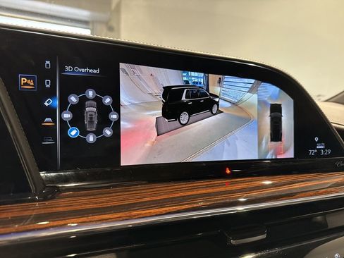 Used 2021 Cadillac Escalade ESV Premium Luxury AWD/4WD image 23