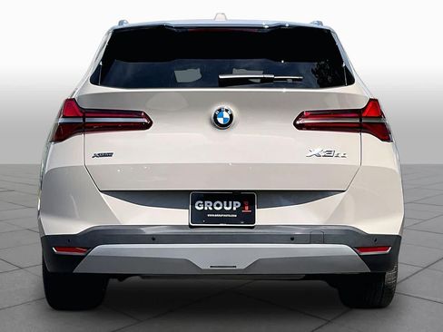 Used 2025 BMW X3 xDrive30 AWD/4WD image 4