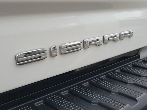 Used 2020 GMC Sierra 3500 Denali w/ Denali Ultimate Package AWD/4WD image 7
