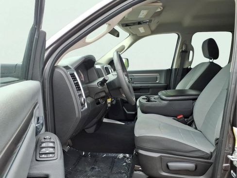 Certified 2024 RAM 1500 Classic SLT RWD image 16