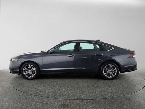 Used 2023 Honda Accord EX image 6