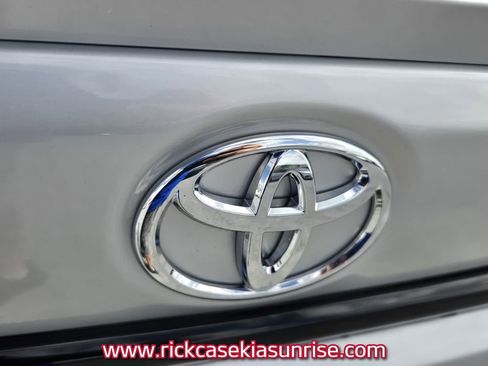 Used 2026 Toyota Corolla SE FWD image 8