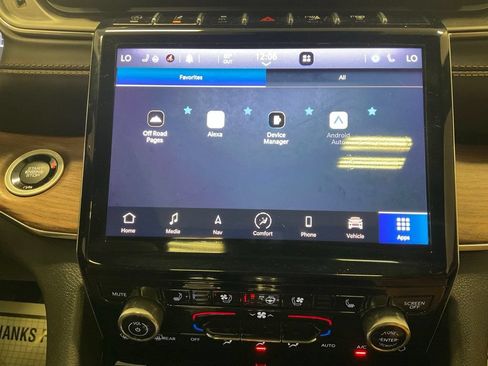 Used 2021 Jeep Grand Cherokee L Summit w/ Luxury Tech Group V AWD/4WD image 21