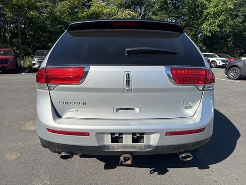 Used 2014 Lincoln MKX AWD w/ Equipment Group 102A image 4