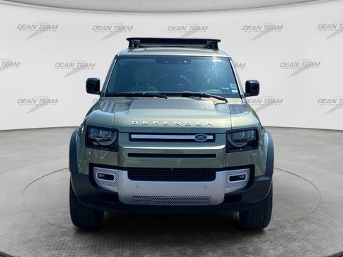 Used 2022 Land Rover Defender 110 SE AWD/4WD image 2