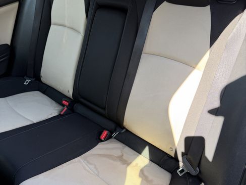 Used 2018 Honda Civic EX image 21