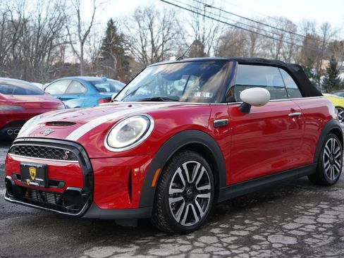Used 2023 MINI Cooper S image 14