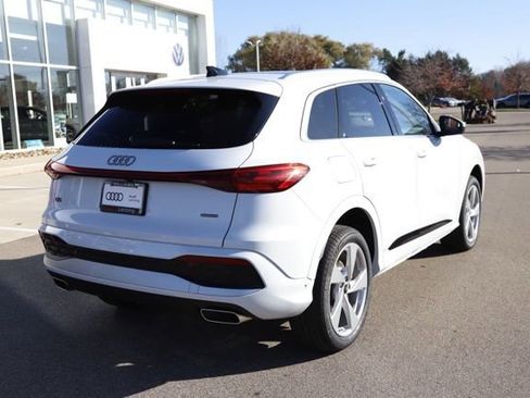 New 2025 Audi Q5 Premium Plus image 3