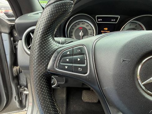 Used 2015 Mercedes-Benz CLA 250 4MATIC image 18