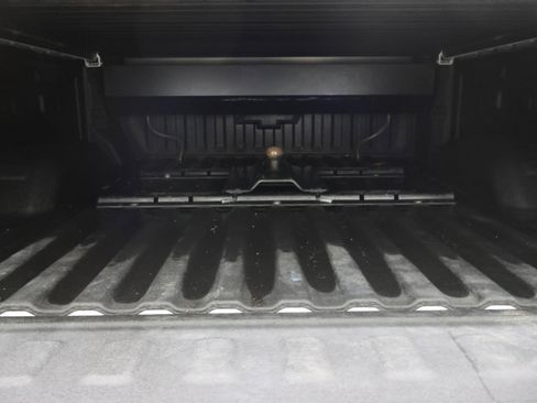 Used 2022 Chevrolet Silverado 2500 LT w/ Z71 Sport Edition image 27