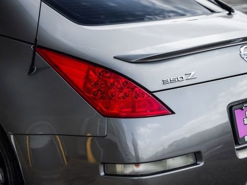 Used 2008 Nissan 350Z Enthusiast w/ Cargo Convenience Pkg image 43