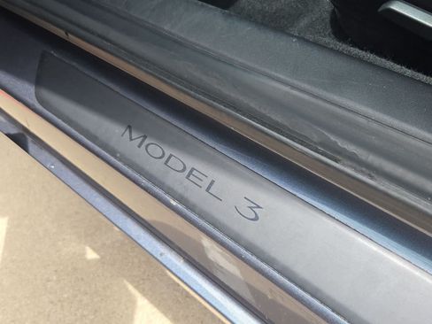 Used 2020 Tesla Model 3 Long Range AWD/4WD image 11
