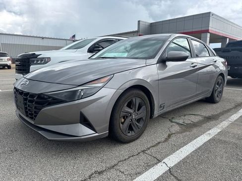 Used 2021 Hyundai Elantra SEL w/ Cargo Package FWD image 1