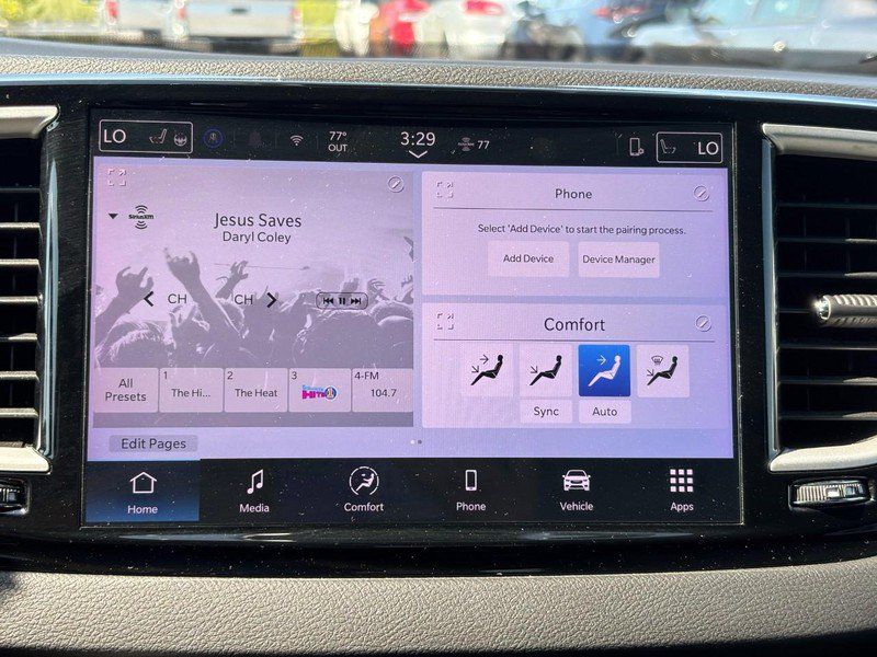 Used 2025 Chrysler Pacifica Select FWD image 23
