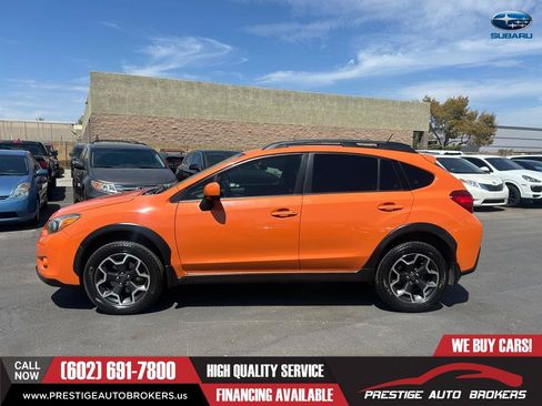Used 2013 Subaru Crosstrek 2.0i Premium w/ Popular Pkg 2 AWD/4WD image 2