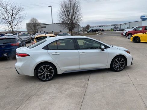 Used 2021 Toyota Corolla SE image 4