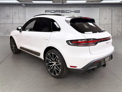 Certified 2025 Porsche Macan Turbo AWD/4WD image 3