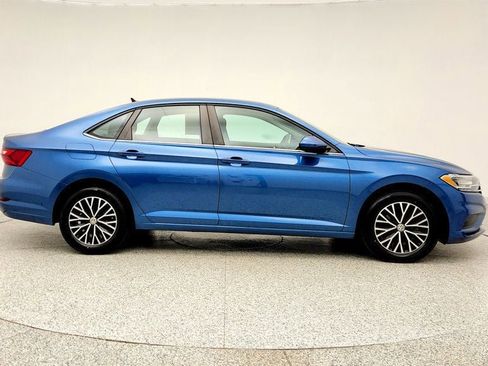 Used 2021 Volkswagen Jetta S w/ Driver Assistance Package FWD image 4