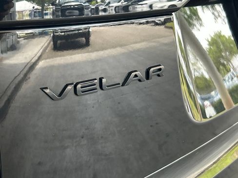 Used 2025 Land Rover Range Rover Velar Dynamic SE AWD/4WD image 20