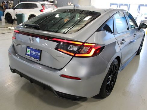 Used 2023 Honda Civic Sport image 23