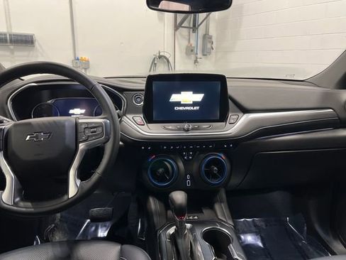 Used 2024 Chevrolet Blazer RS w/ Enhanced Convenience Package image 11